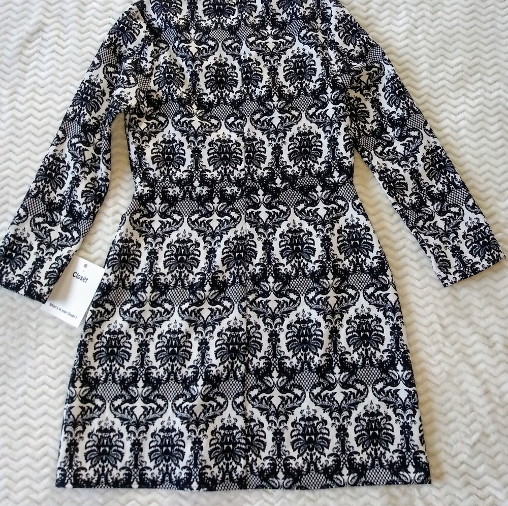 Flowered Dress Sz Medium color black & white - Picture 3 of 4